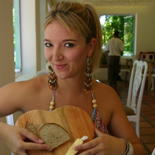 Samantha Wyatt Photo 17