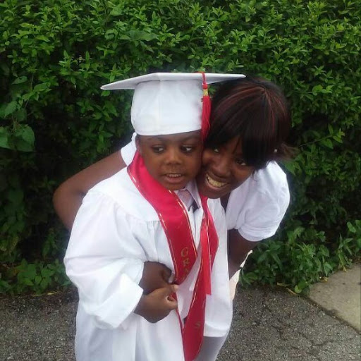 Lekisha Robinson Photo 14