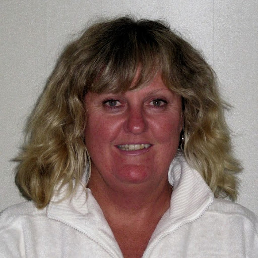 Julie Wilcox Photo 41