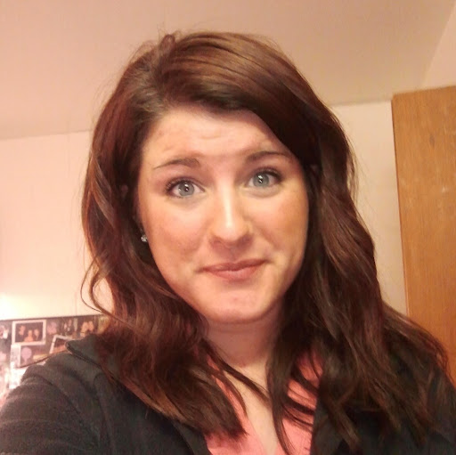 Emily Kennedy Photo 21