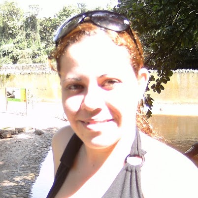 Alexandra Toth Photo 7