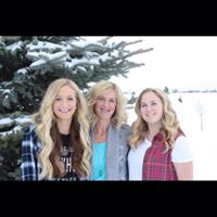 Holly Petersen Photo 18