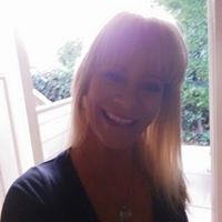 Lisa Thurston Photo 16