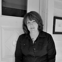 Kimberly Robinett Photo 9