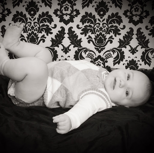 Amanda Floyd Photo 40