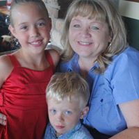 Deborah Schilling Photo 16