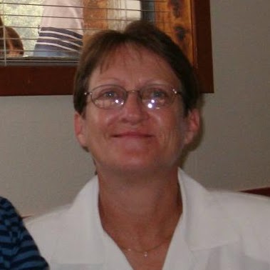 Debra Davis Photo 16