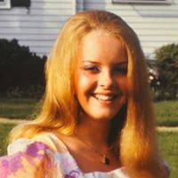 Diane Keller Photo 22