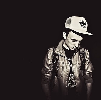 Andrew Sexton Photo 38