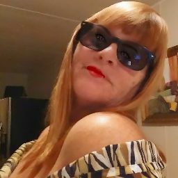Angelia Ward Photo 22