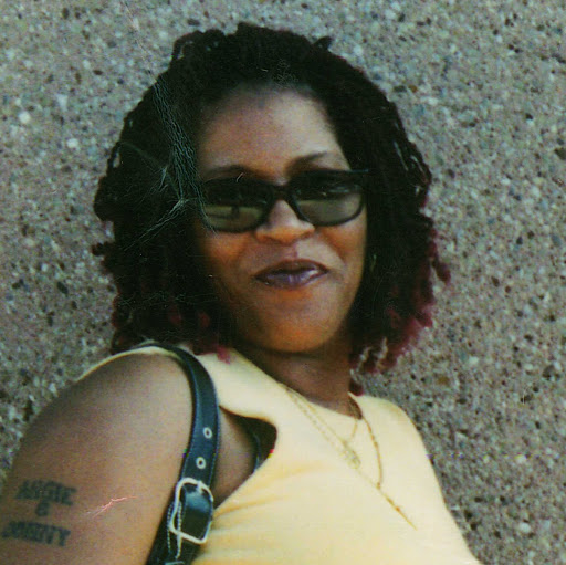 Angela Young Photo 18