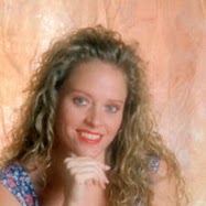 Jeanie White Photo 9