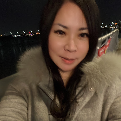 Janice Lin Photo 29