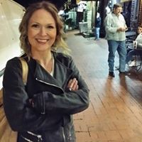 Jennifer Callaghan Photo 34