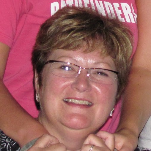 Lisa French Photo 16