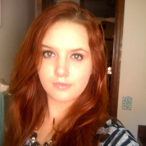 Samantha Lee Photo 34