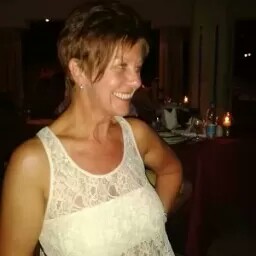 Julie Thorn Photo 7