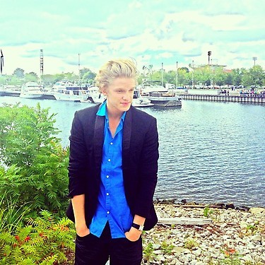 Ana Simpson Photo 22