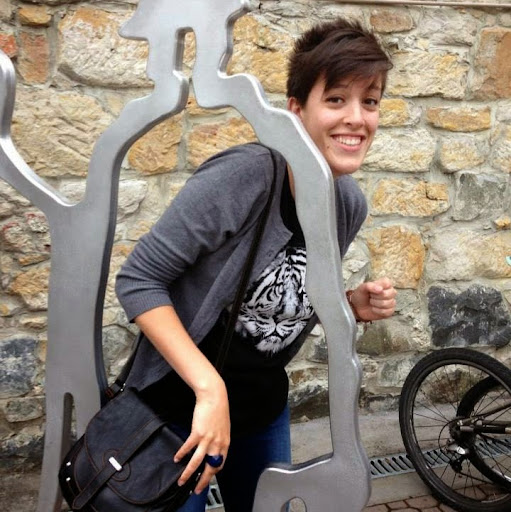Kate Hardy Photo 28