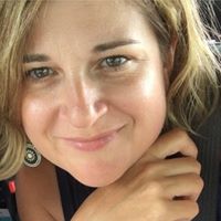 Jennifer Decker Photo 25
