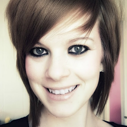 Amy Wainwright Photo 19