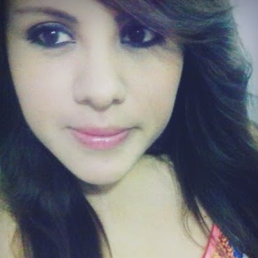 Dania Perez Photo 12