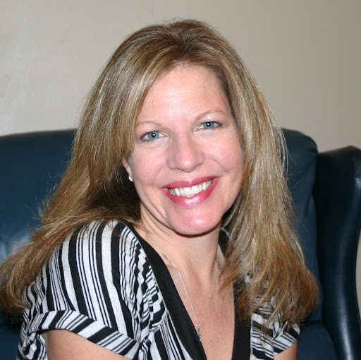 Julie Dowd Photo 36