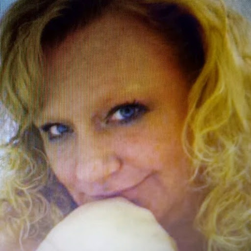 Michelle Tripp Photo 13