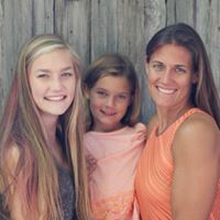 Lisa Nagel Photo 27