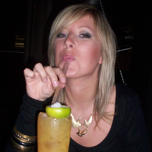 Leanne Thomson Photo 3