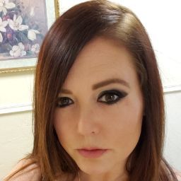 Jennifer Gustin Photo 17