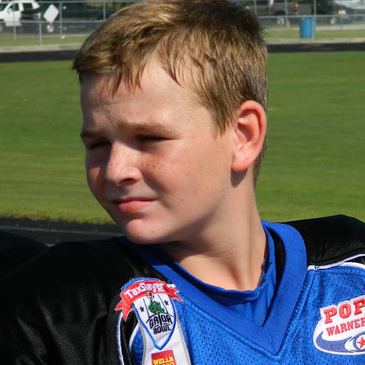 Daniel Simonds Photo 17
