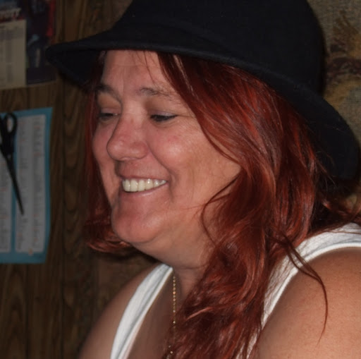 Terri Edwards Photo 30