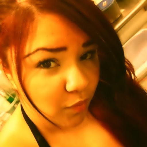 Julia Garcia Photo 20
