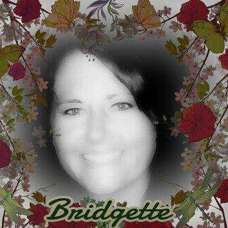 Bridgette Howell Photo 19