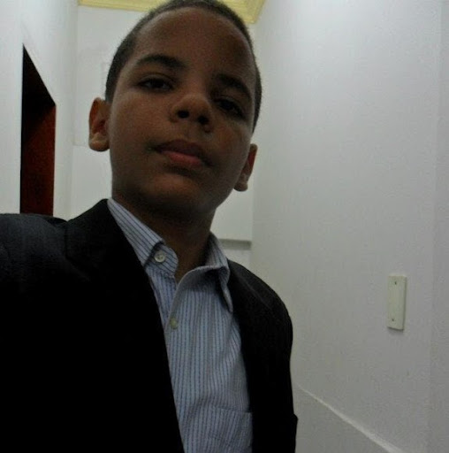 Israel Santos Photo 27