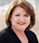 Julie Clark Photo 21