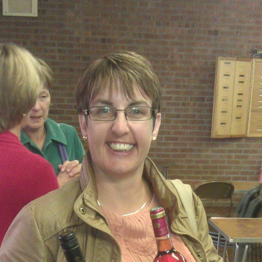 Clare Nelson Photo 18