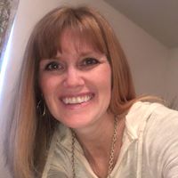 Angela Hathaway Photo 19
