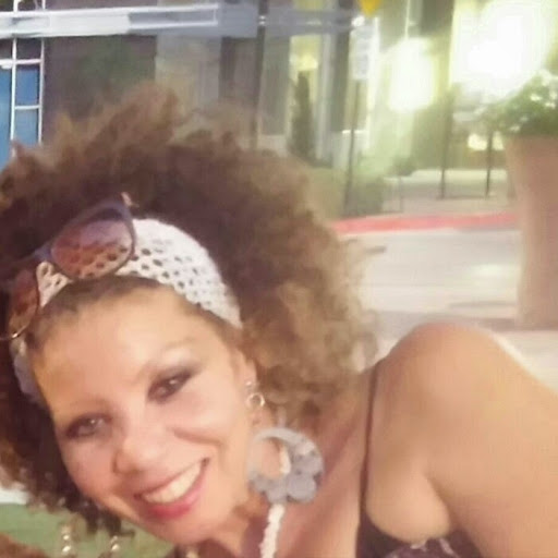 Annette Bailey Photo 27