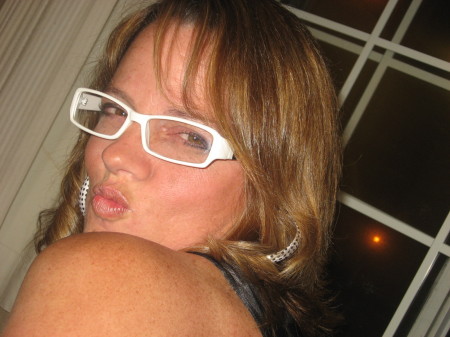Kelly Jordan Photo 5