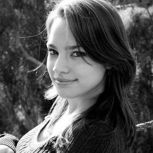 Claire Perez Photo 35