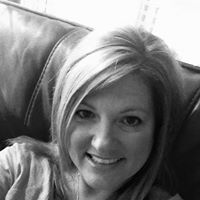 Kellie Brown Photo 19