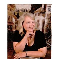 Joanne Armstrong Photo 40