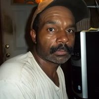 Lamar Reynolds Photo 23