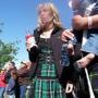 Julie Gordon Photo 7