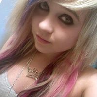 Alyssa Andrews Photo 6