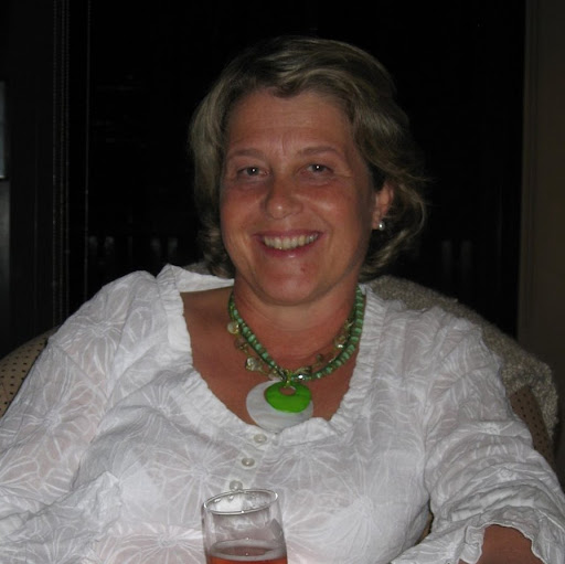Maureen Robinson Photo 23