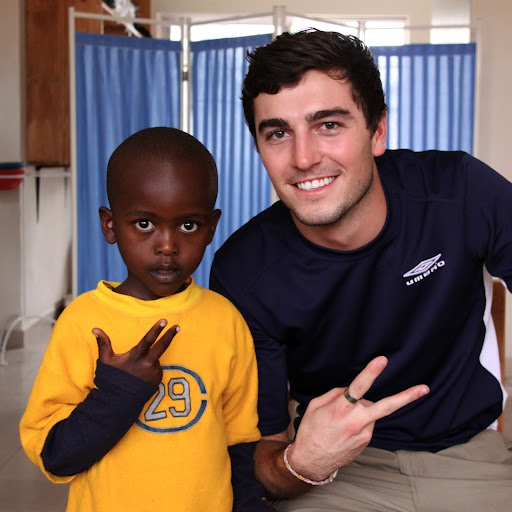 Maxwell Magee Photo 7