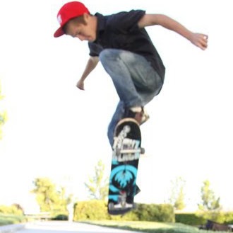 Christian Henderson Photo 7